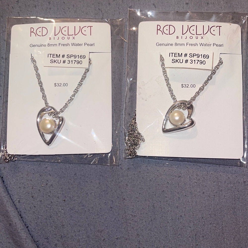 Genuine, freshwater pearl necklace